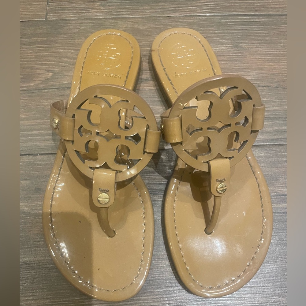 Tory Burch Miller Women's Sandals in Nude/Tan patent leather - Size 7